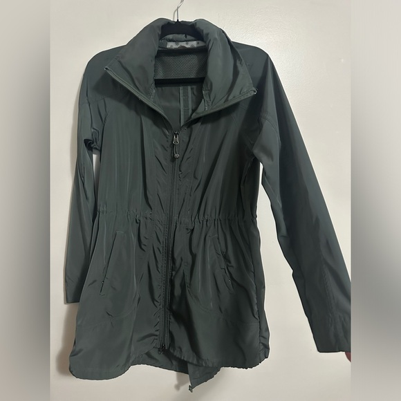 ATHLETA Drippity Dark Green Lightweight Hooded Rain Jacket Windbreaker  XXS - Picture 2 of 6